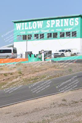 media/Apr-20-2025-AHRMA (Sun) [[393a79c373]]/Race/Group 11 early race/Turn 4b/